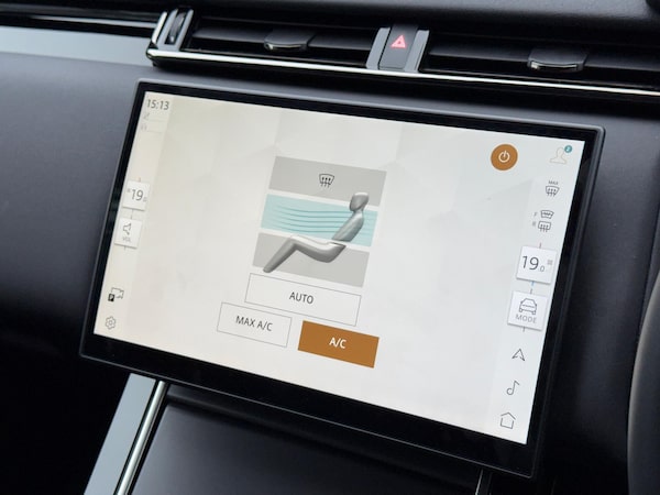 Used Land Rover Range Rover Velar 2025 for sale - 76239284: Photo 17