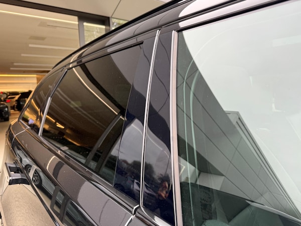 Used Land Rover Range Rover Velar 2025 for sale - 76239284: Photo 24