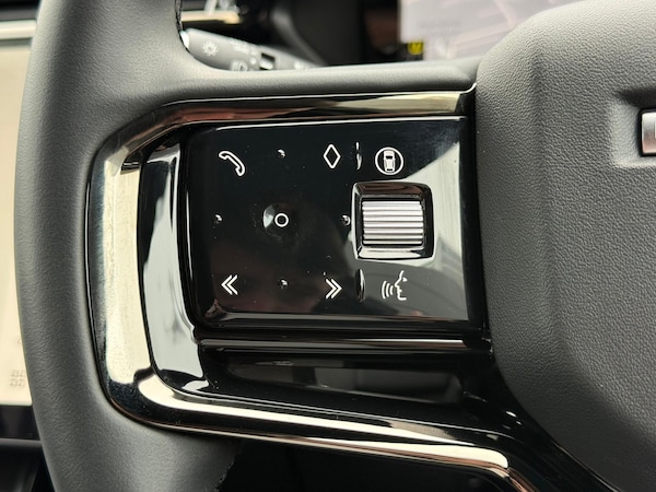 Used Land Rover Range Rover Velar 2025 for sale - 76239284: Photo 25