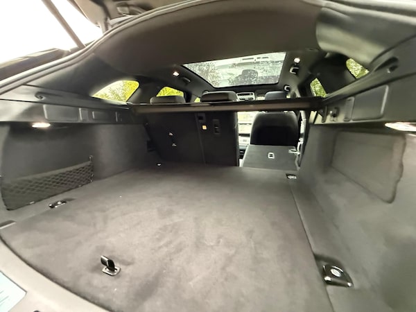Used Land Rover Range Rover Velar 2025 for sale - 76239284: Photo 43