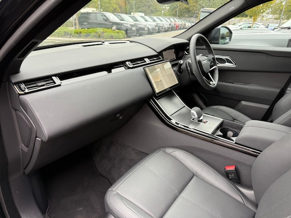 Used Land Rover Range Rover Velar 2025 for sale - 76239284: Photo 47