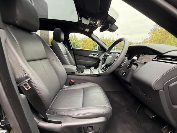 Used Land Rover Range Rover Velar 2025 for sale - 76239284: Photo 9