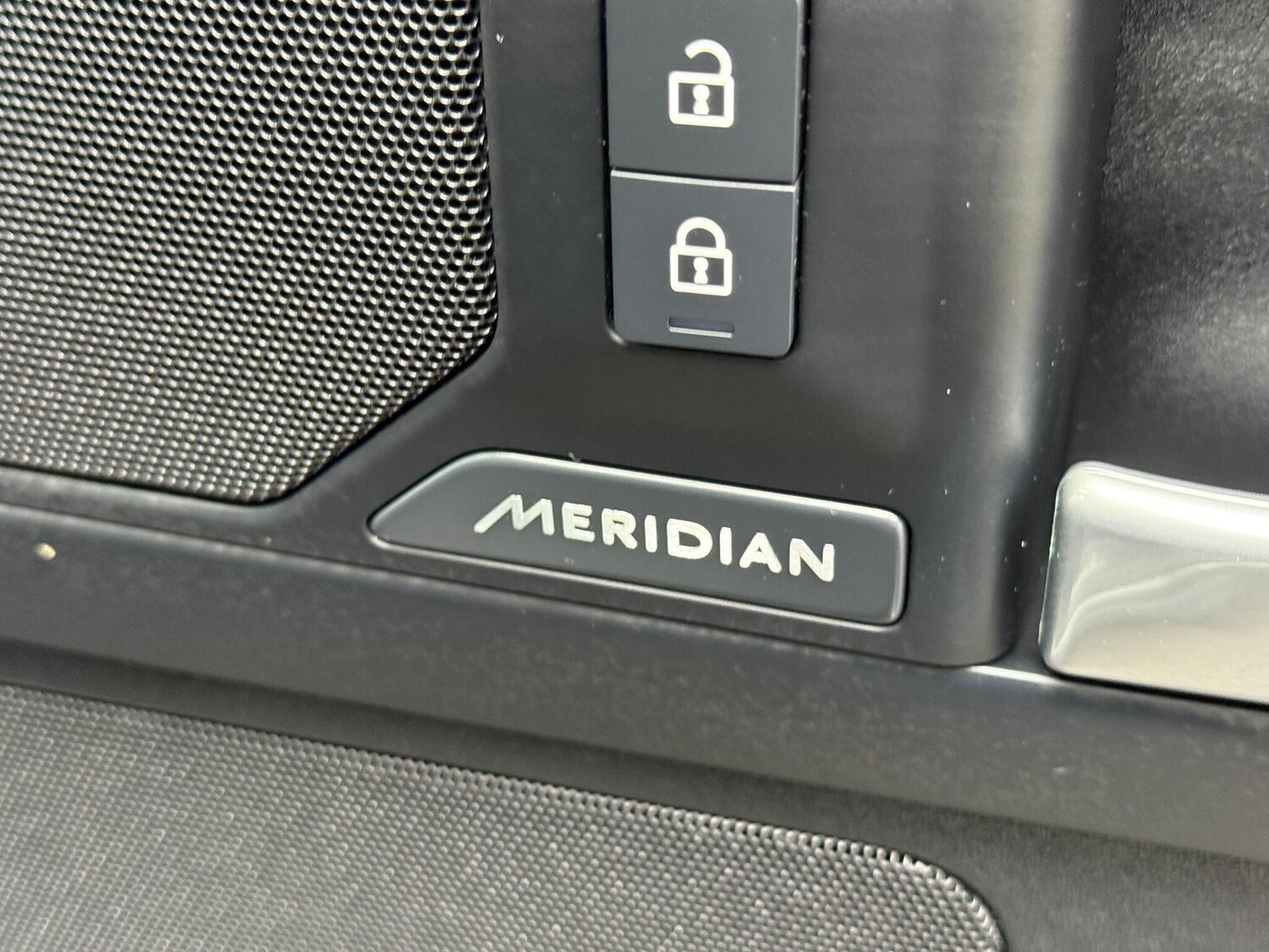 Used Land Rover Defender 2026 for sale - 77611529: Photo 21