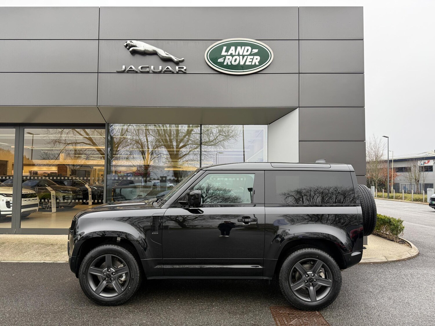 Used Land Rover Defender 2026 for sale - 77611529: Photo 26