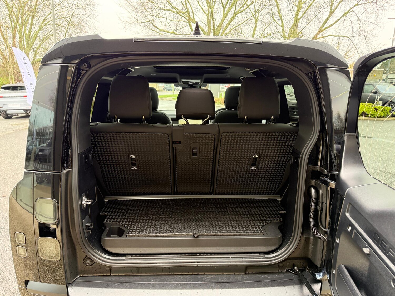 Used Land Rover Defender 2026 for sale - 77611529: Photo 38