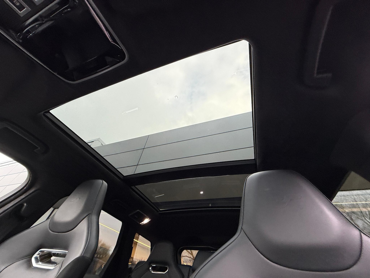 Used Land Rover Range Rover Sport 2021 for sale - 77029057: Photo 5