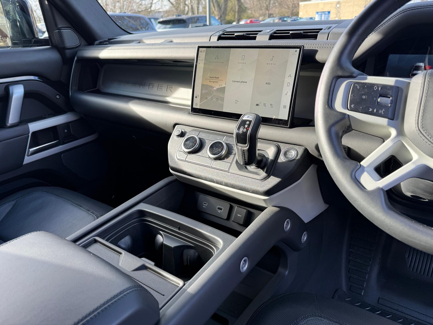 Used Land Rover Defender 2022 for sale - 77495795: Photo 17