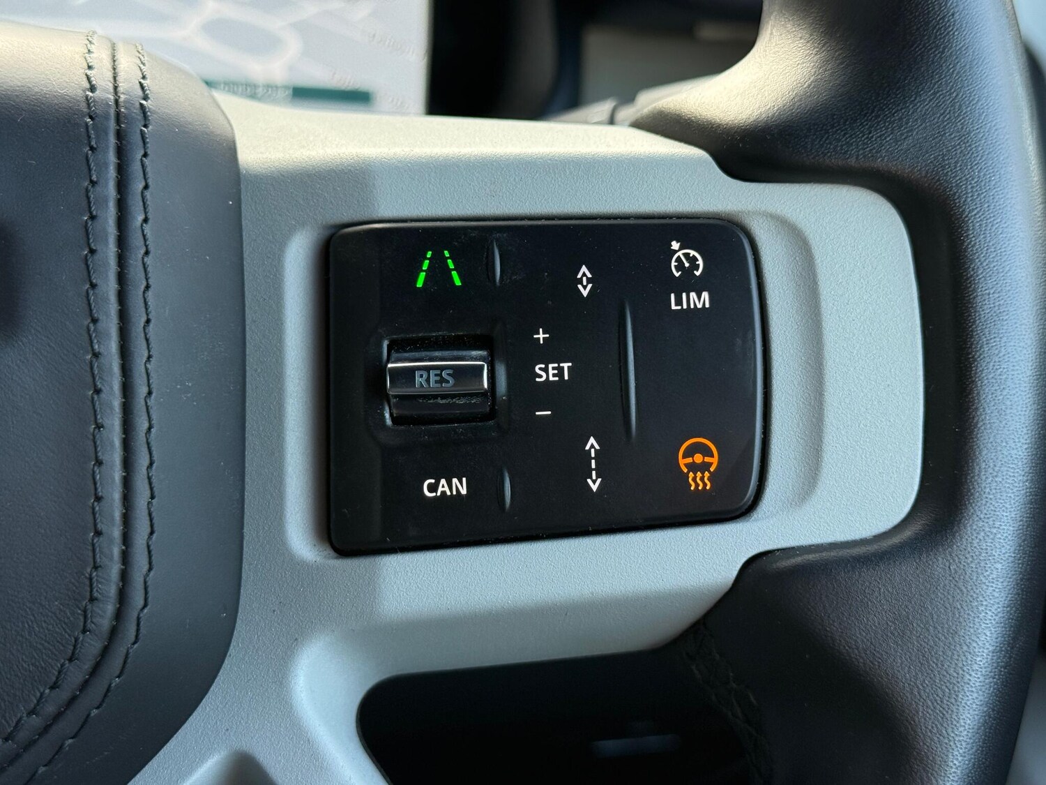 Used Land Rover Defender 2022 for sale - 77495795: Photo 25