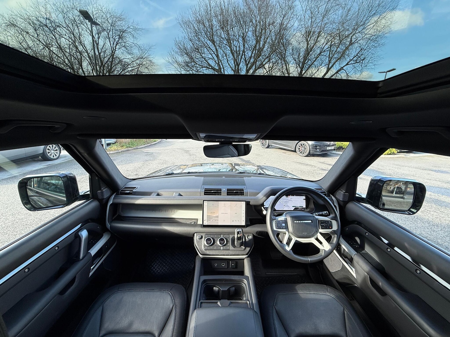 Used Land Rover Defender 2022 for sale - 77495795: Photo 3