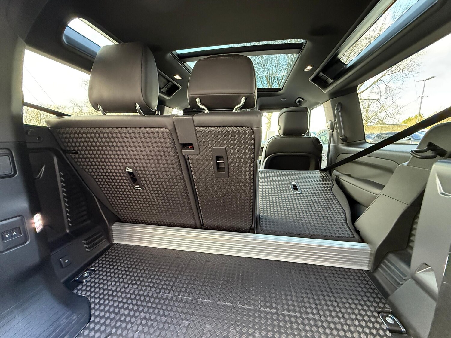 Used Land Rover Defender 2022 for sale - 77495795: Photo 37