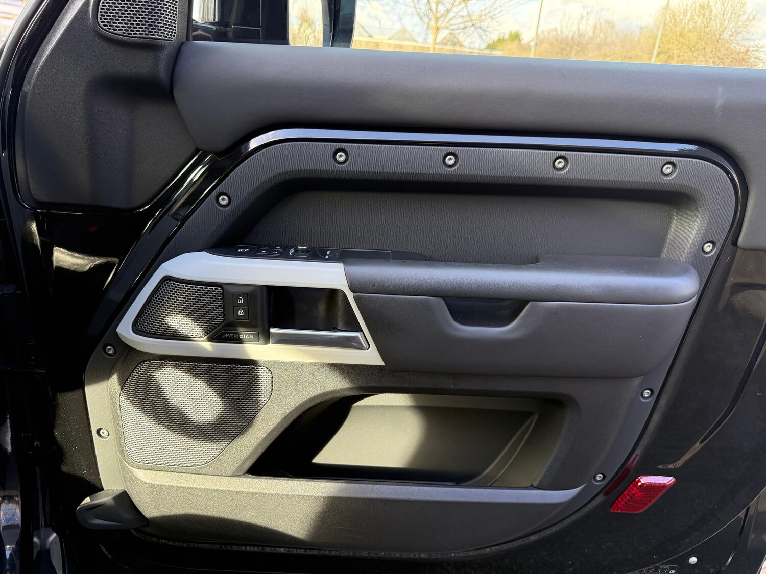 Used Land Rover Defender 2022 for sale - 77495795: Photo 43