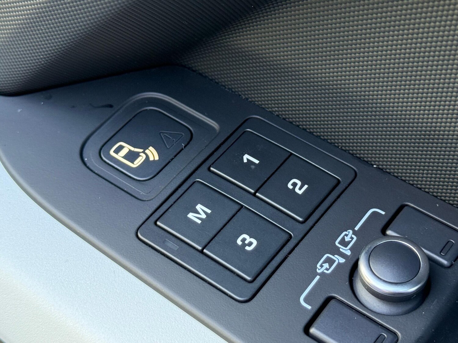 Used Land Rover Defender 2022 for sale - 77495795: Photo 44