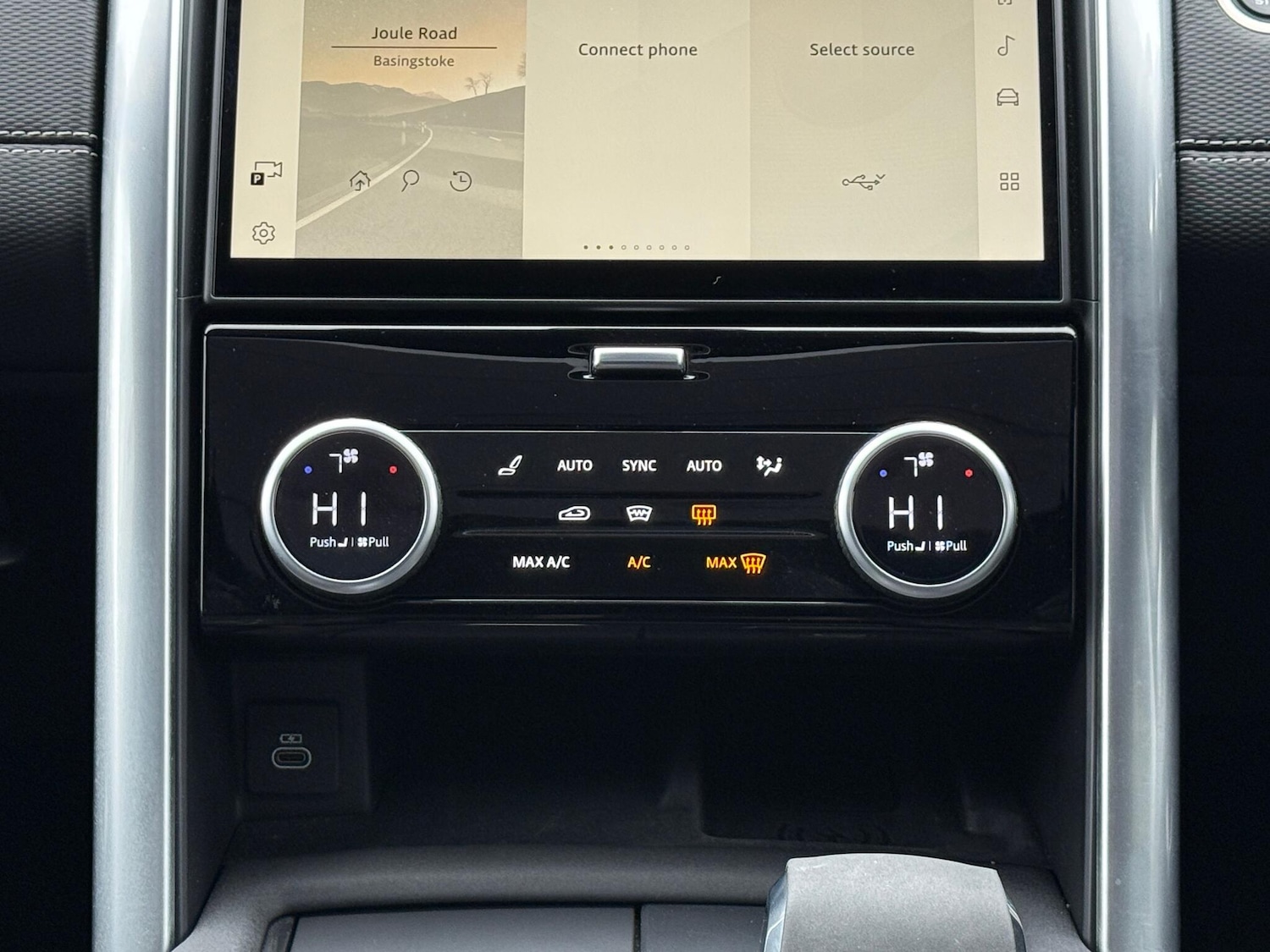 Used Land Rover Discovery 2024 for sale - 77597749: Photo 14