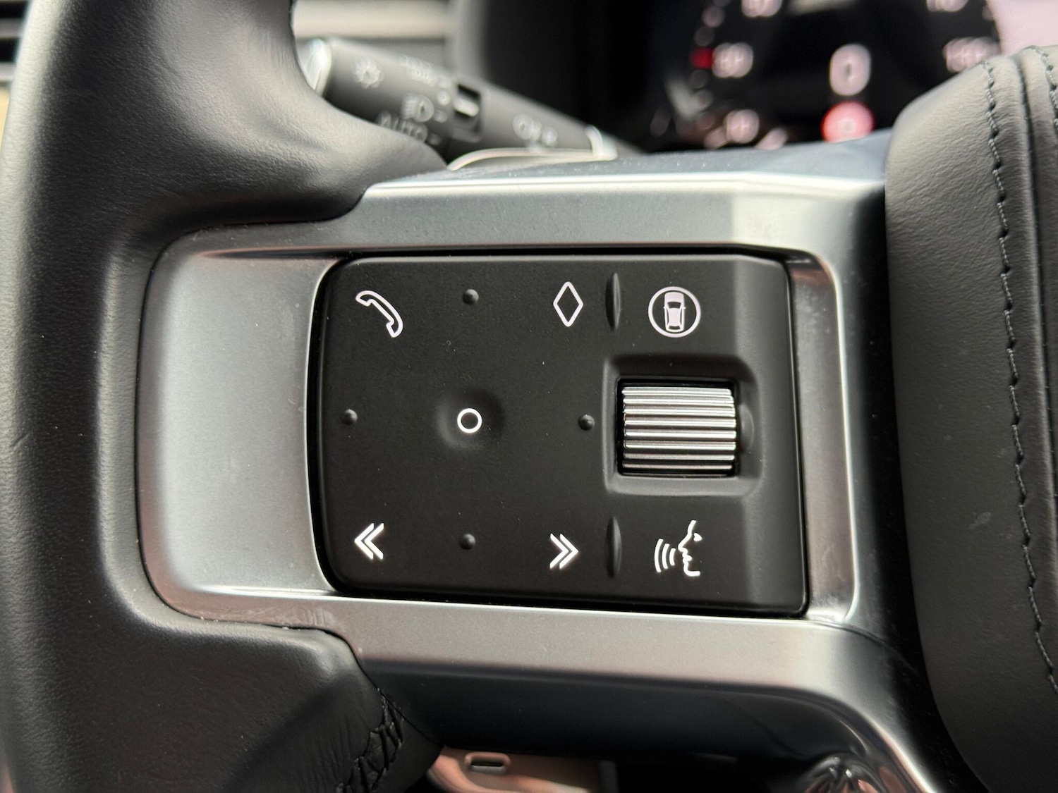 Used Land Rover Discovery 2024 for sale - 77597749: Photo 24