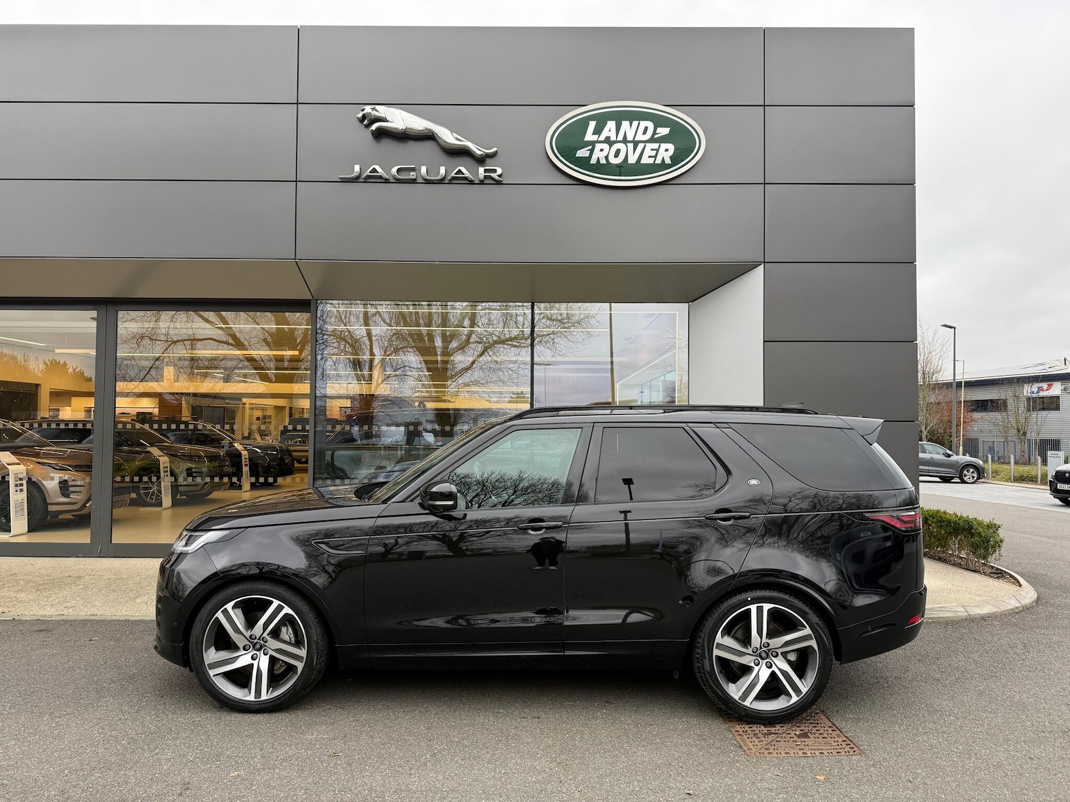 Used Land Rover Discovery 2024 for sale - 77597749: Photo 25