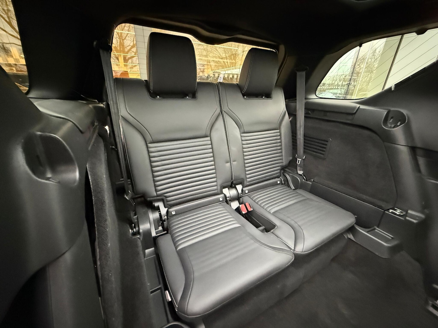 Used Land Rover Discovery 2024 for sale - 77597749: Photo 32