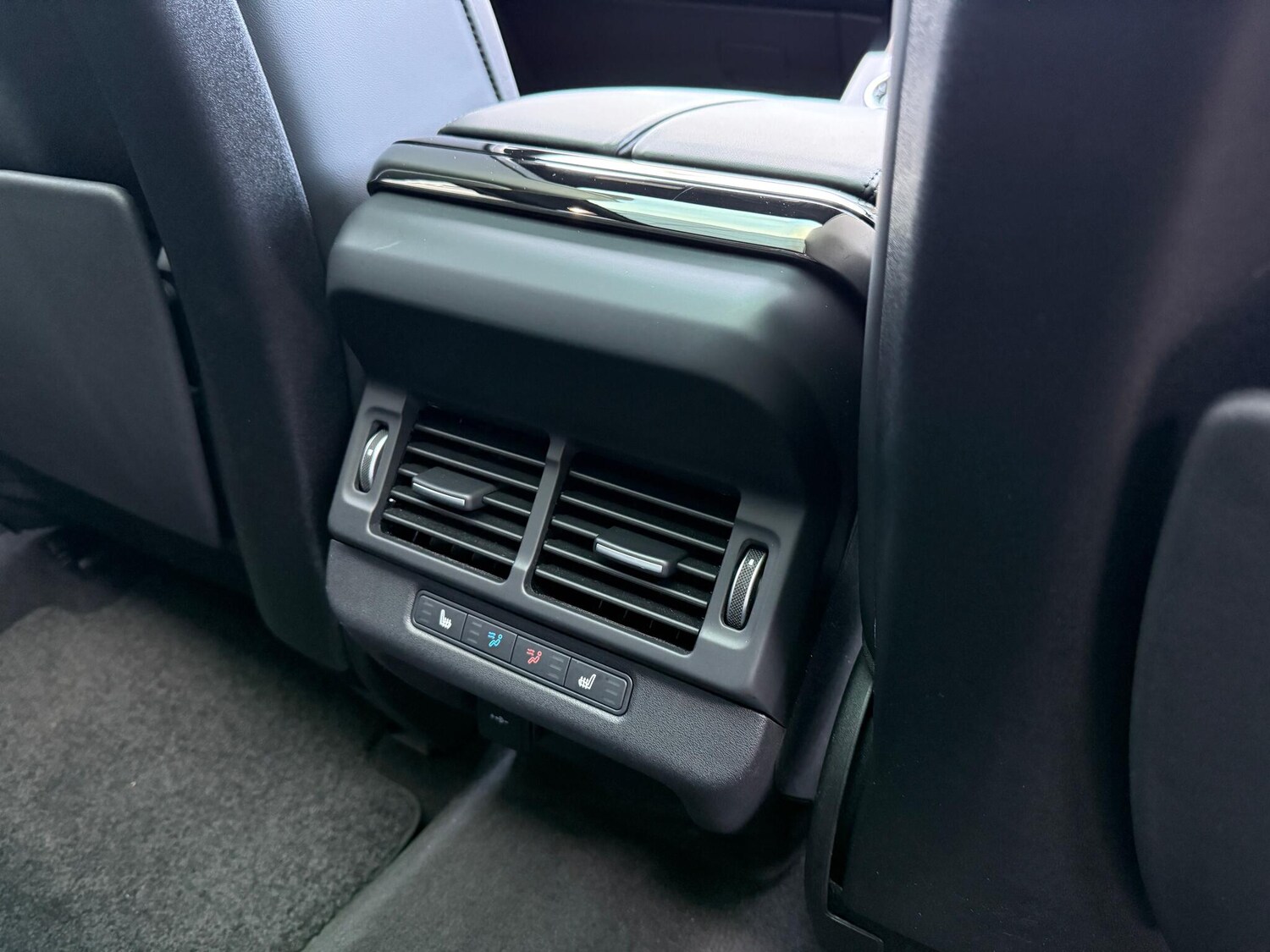 Used Land Rover Range Rover Evoque 2023 for sale - 77455567: Photo 35