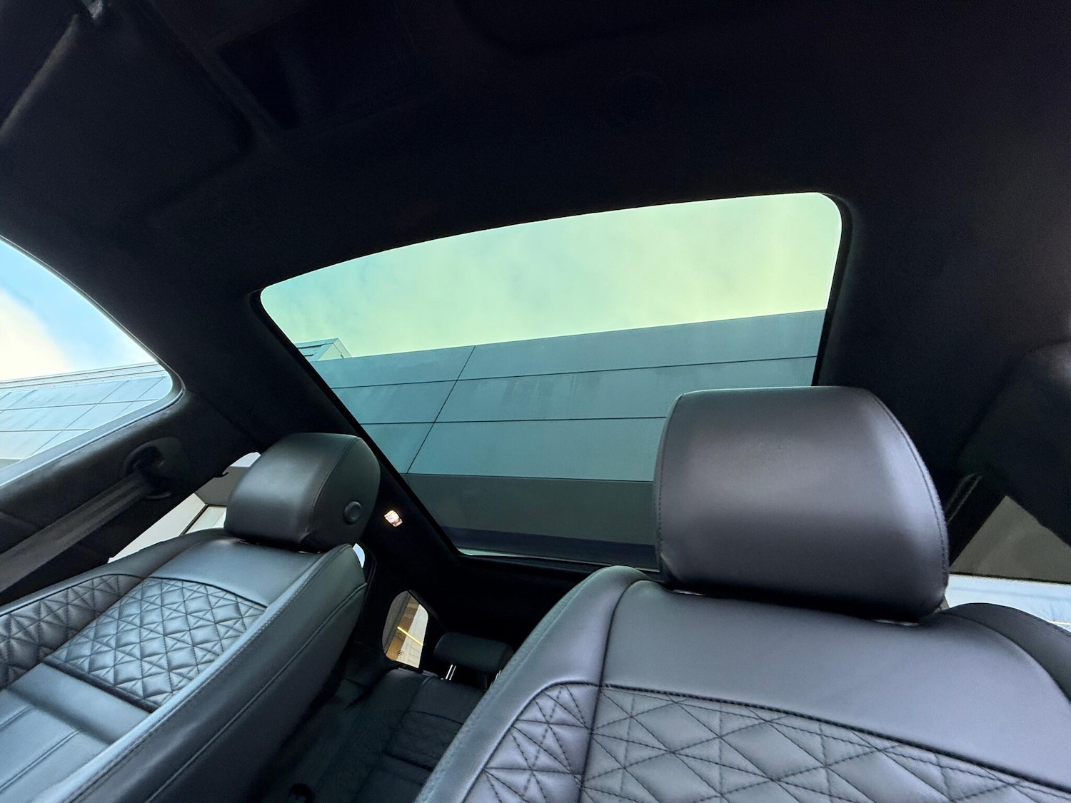 Used Land Rover Range Rover Evoque 2023 for sale - 77455567: Photo 5