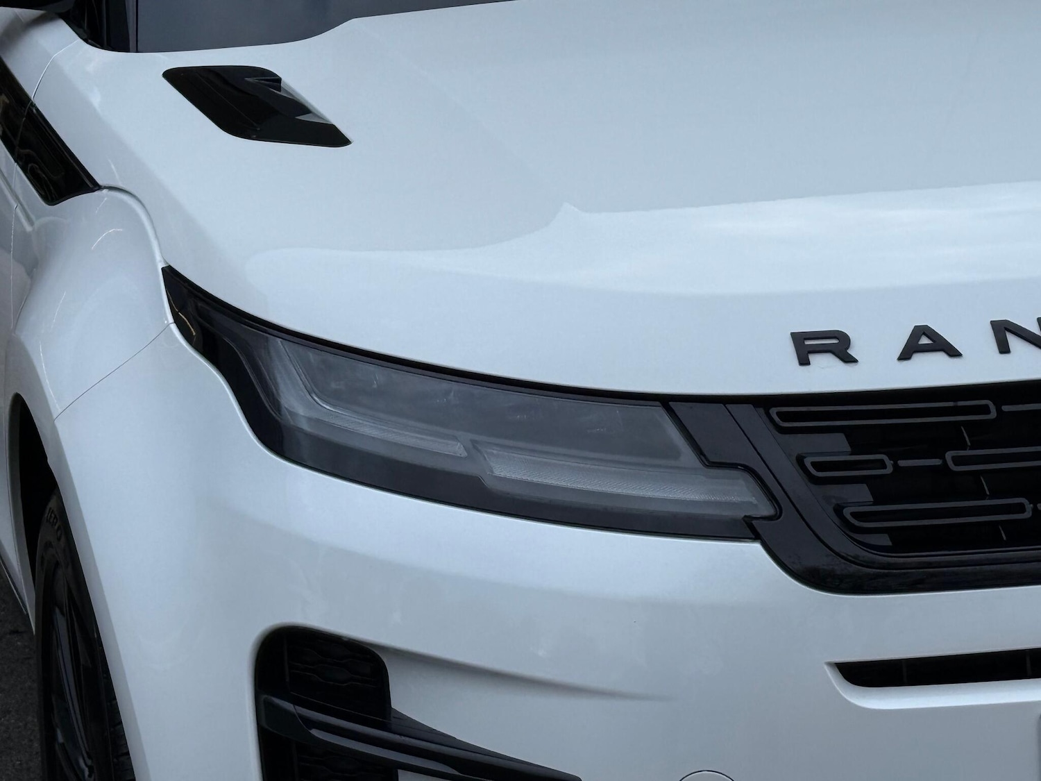 Used Land Rover Range Rover Evoque 2025 for sale - 76227744: Photo 17