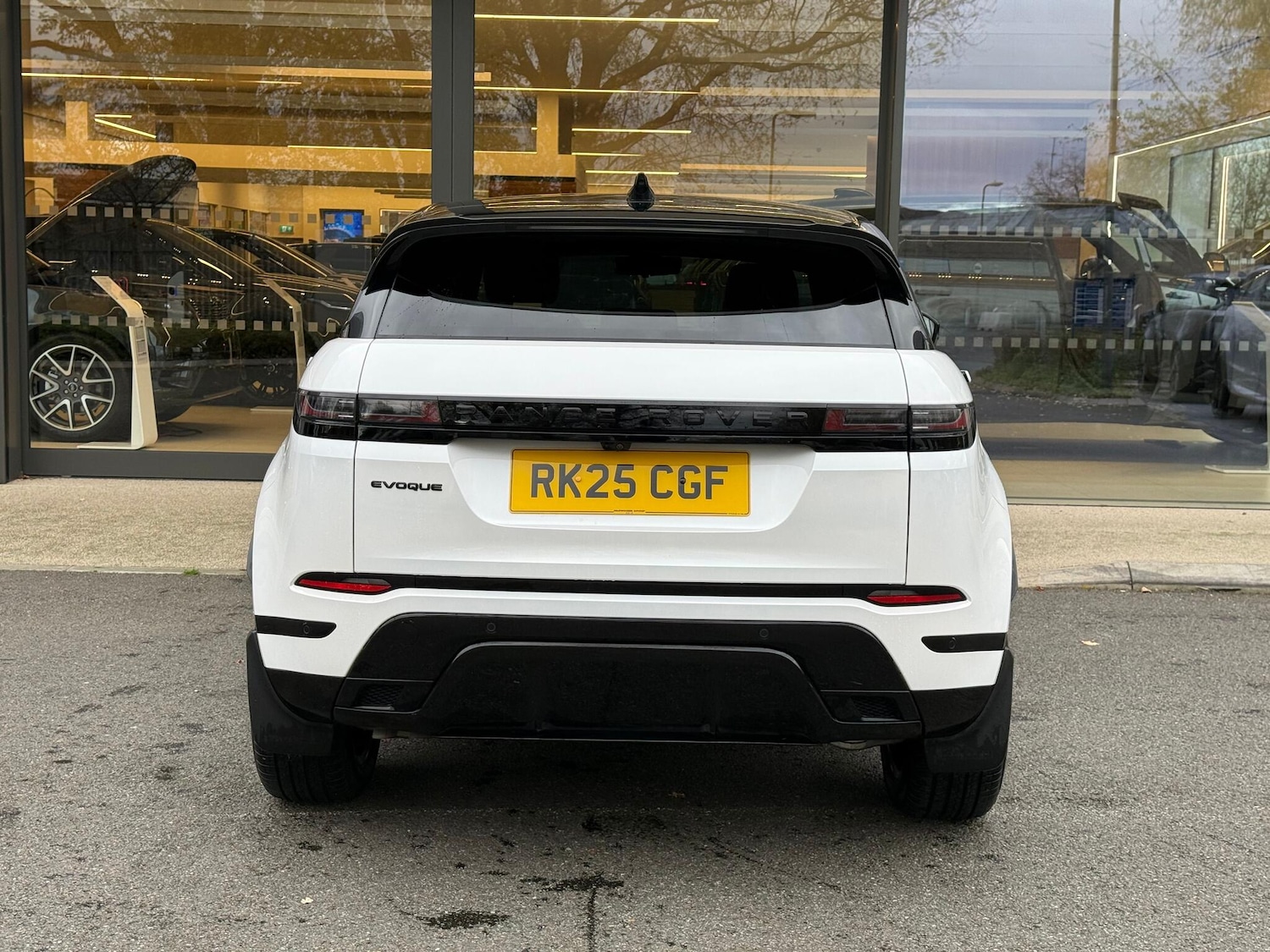 Used Land Rover Range Rover Evoque 2025 for sale - 76227744: Photo 7