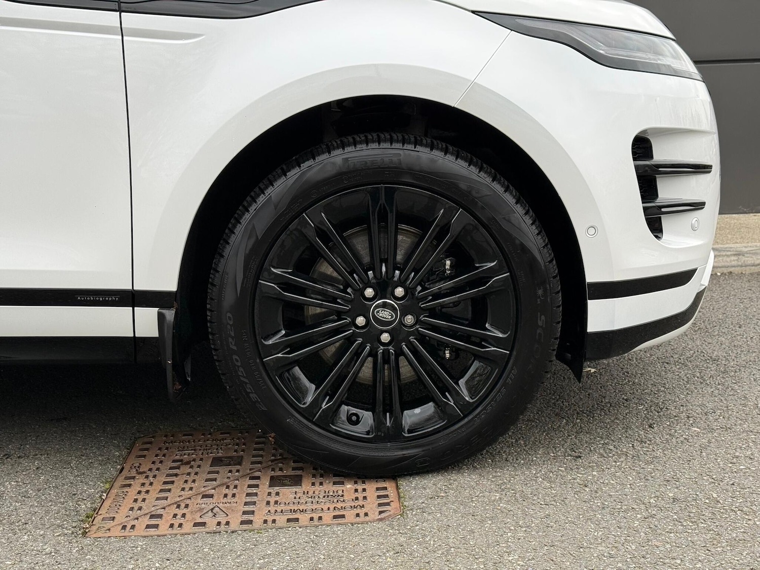 Used Land Rover Range Rover Evoque 2025 for sale - 76227744: Photo 8