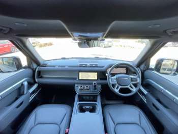 Used Land Rover Defender 2023 for sale - 75141620: Photo