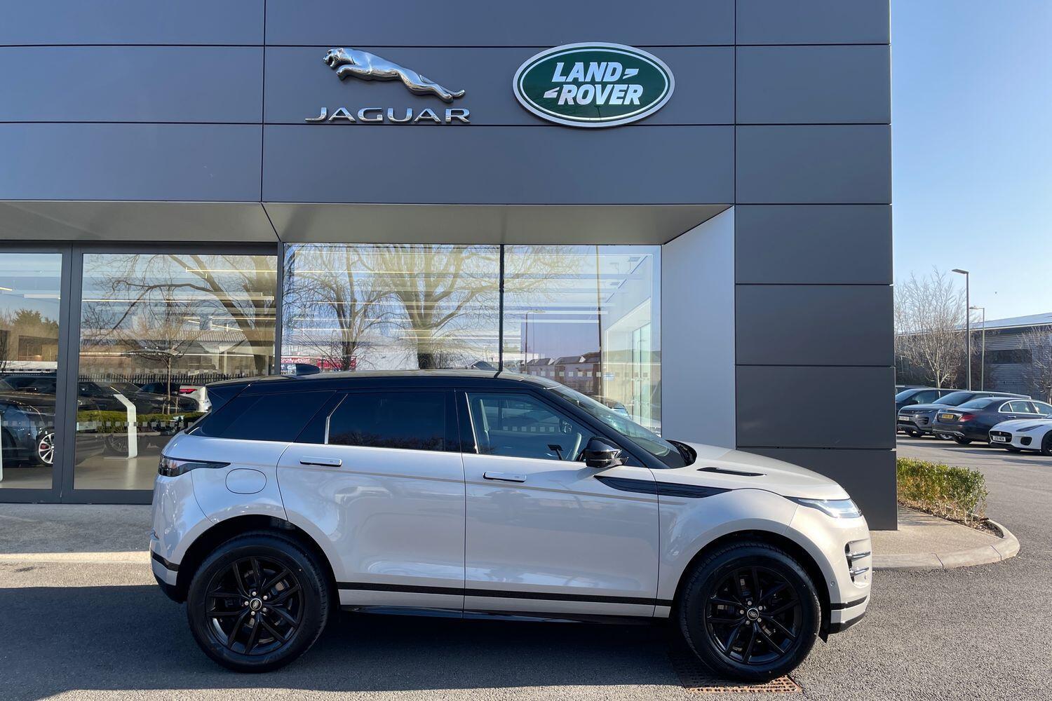 Used Land Rover Range Rover Evoque 2025 for sale - 76227799: Photo 2