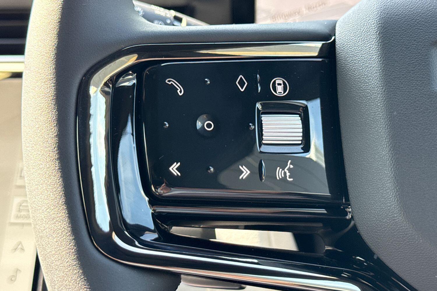 Used Land Rover Range Rover Evoque 2025 for sale - 76765662: Photo 27