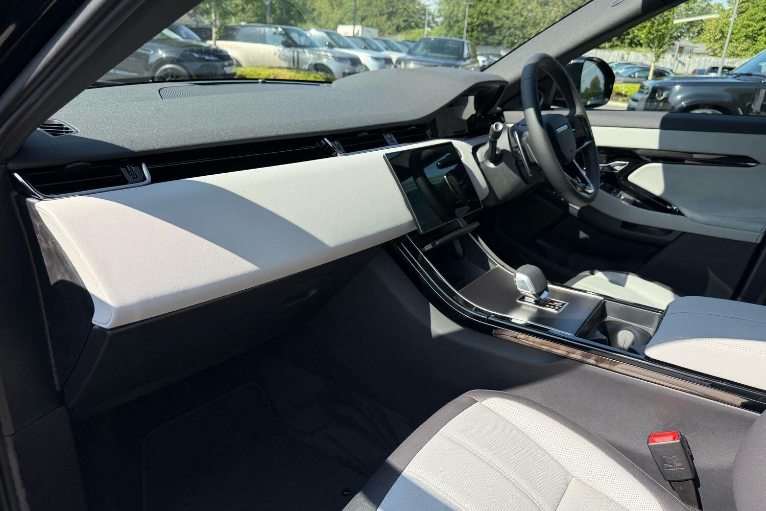 Used Land Rover Range Rover Evoque 2025 for sale - 76765662: Photo 51