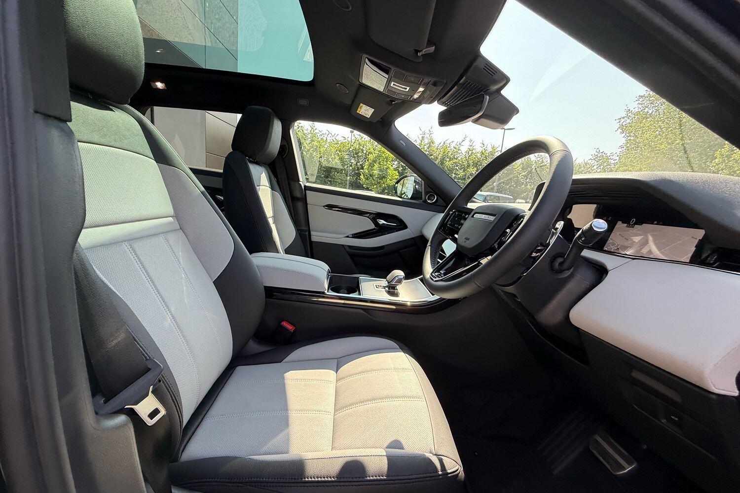 Used Land Rover Range Rover Evoque 2025 for sale - 76765662: Photo 9