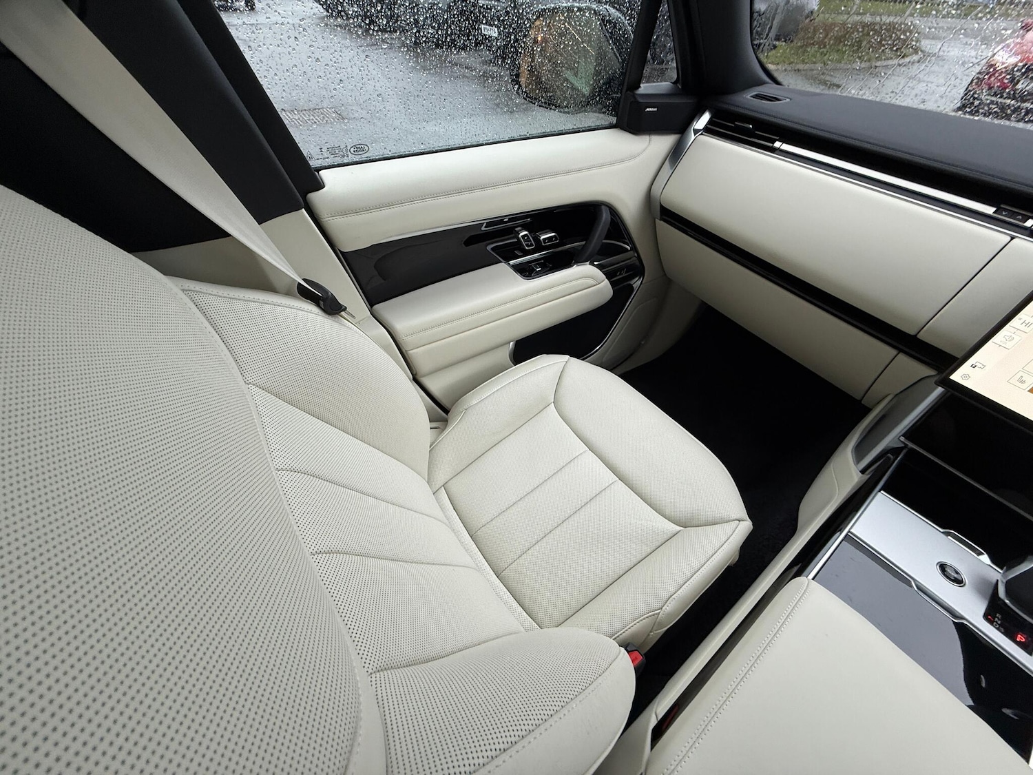 Used Land Rover Range Rover 2025 for sale - 77155608: Photo 12