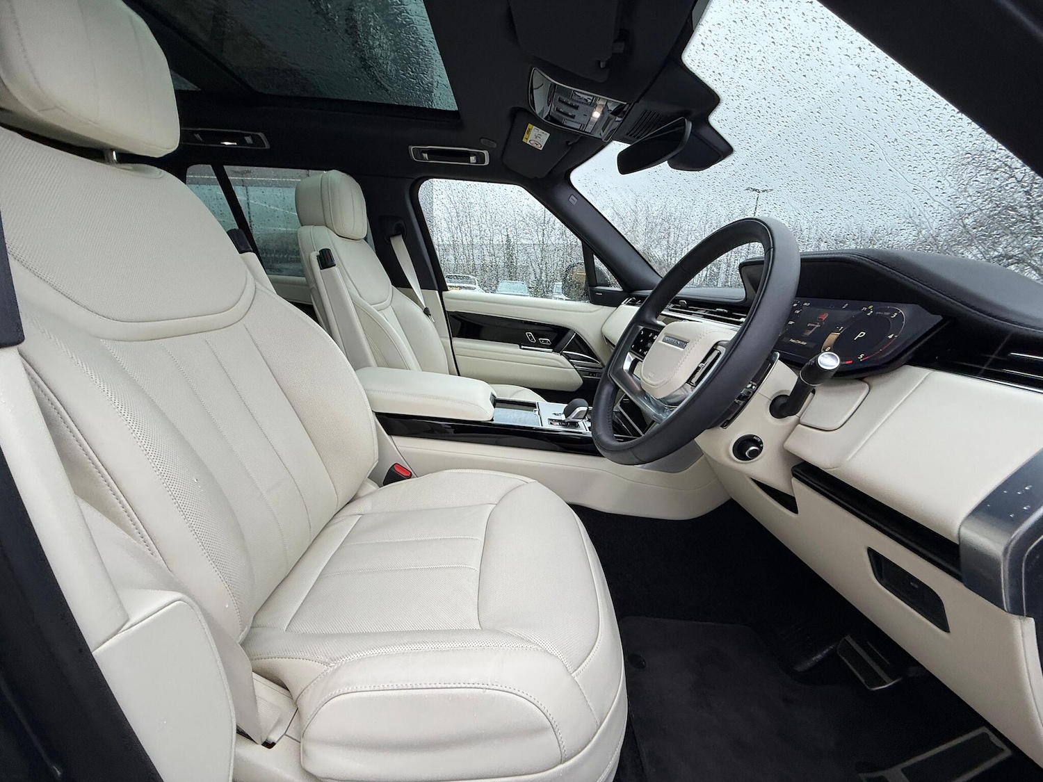 Used Land Rover Range Rover 2025 for sale - 77155608: Photo 9