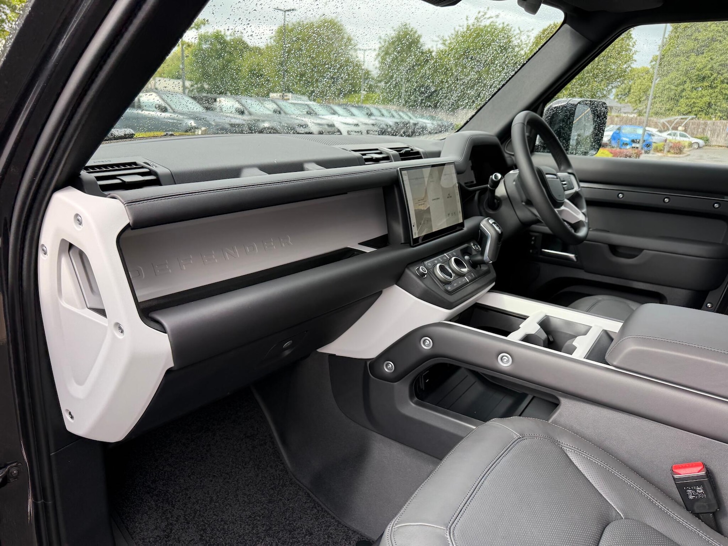 Used Land Rover Defender 2025 for sale - 76765441: Photo 47