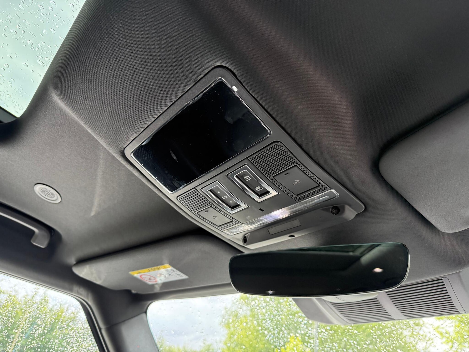 Used Land Rover Defender 2025 for sale - 76765441: Photo 53