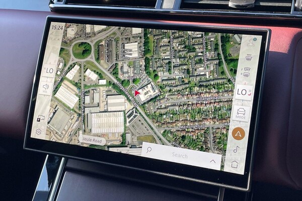 Used Land Rover Range Rover Velar 2025 for sale - 76226640: Photo 32