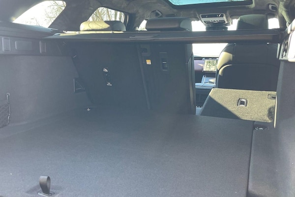Used Land Rover Range Rover Velar 2025 for sale - 76226640: Photo 47