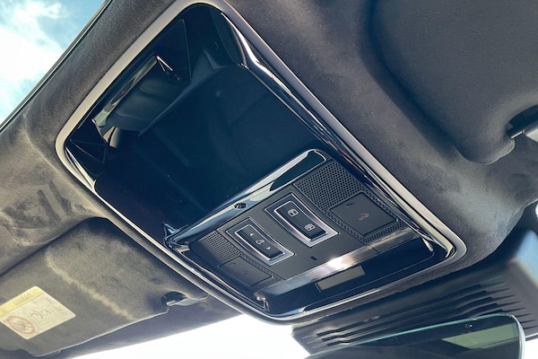 Used Land Rover Range Rover Velar 2025 for sale - 76226640: Photo 57