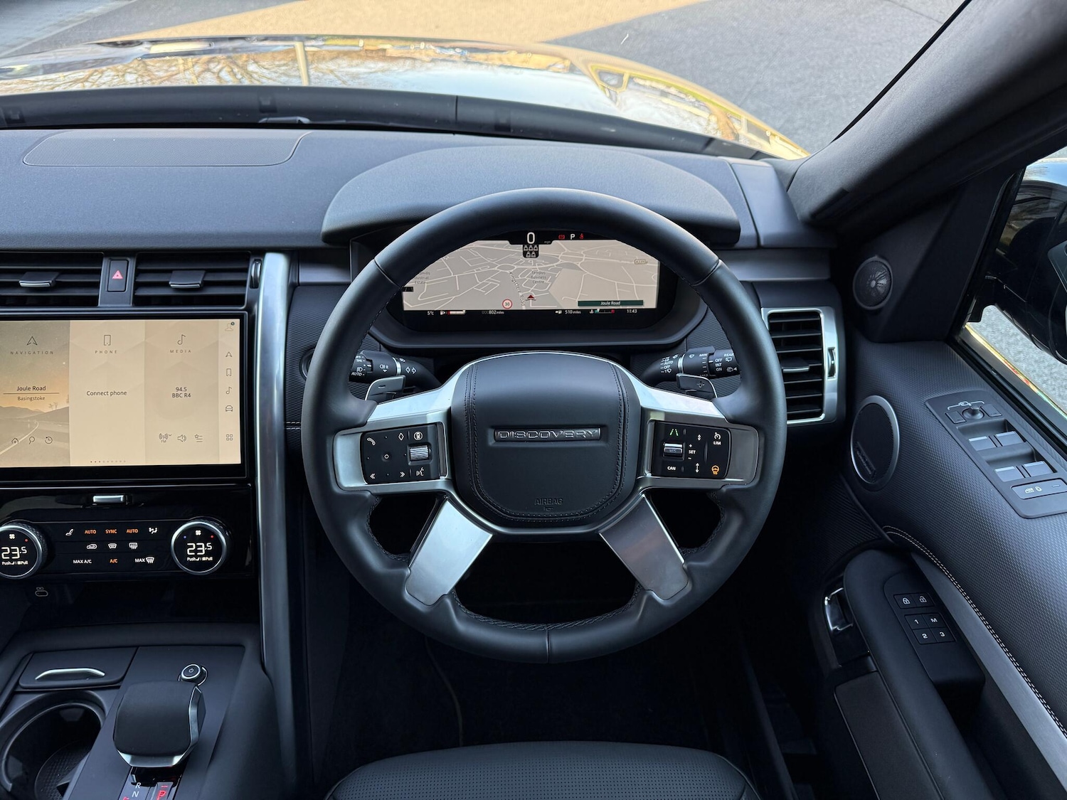 Used Land Rover Discovery 2025 for sale - 77074829: Photo 14