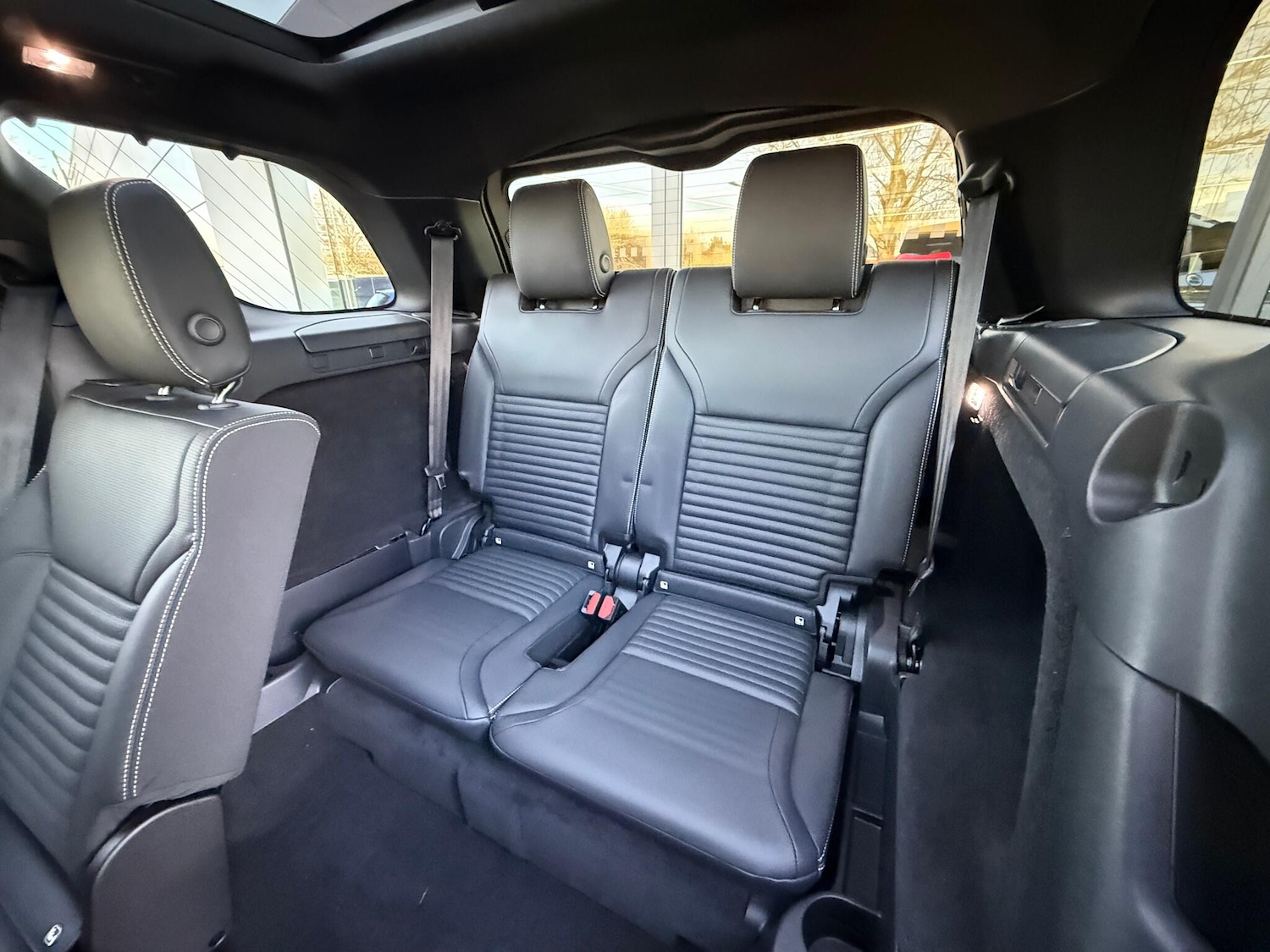 Used Land Rover Discovery 2025 for sale - 77074829: Photo 36