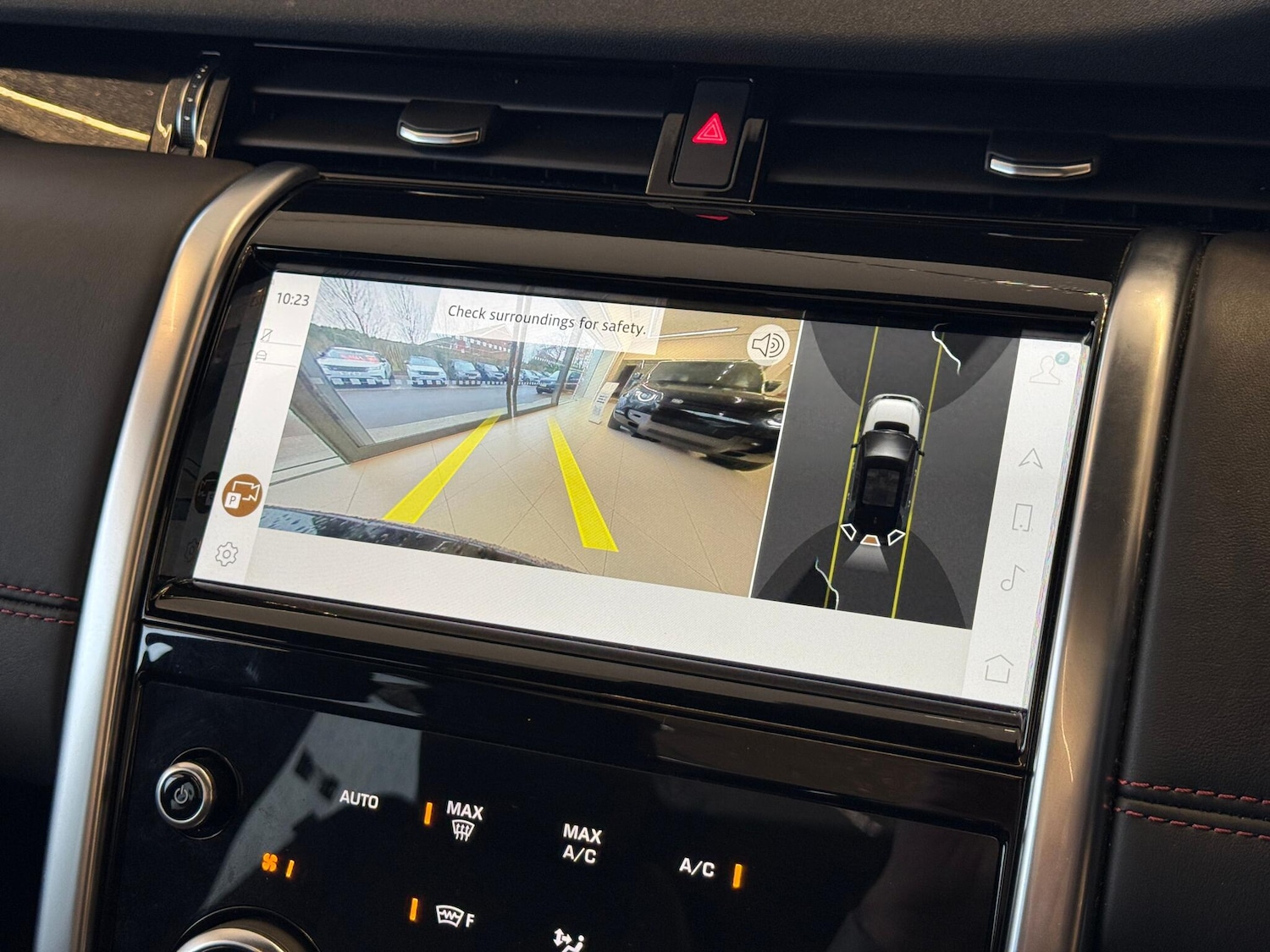 Used Land Rover Discovery Sport 2023 for sale - 77305878: Photo 4