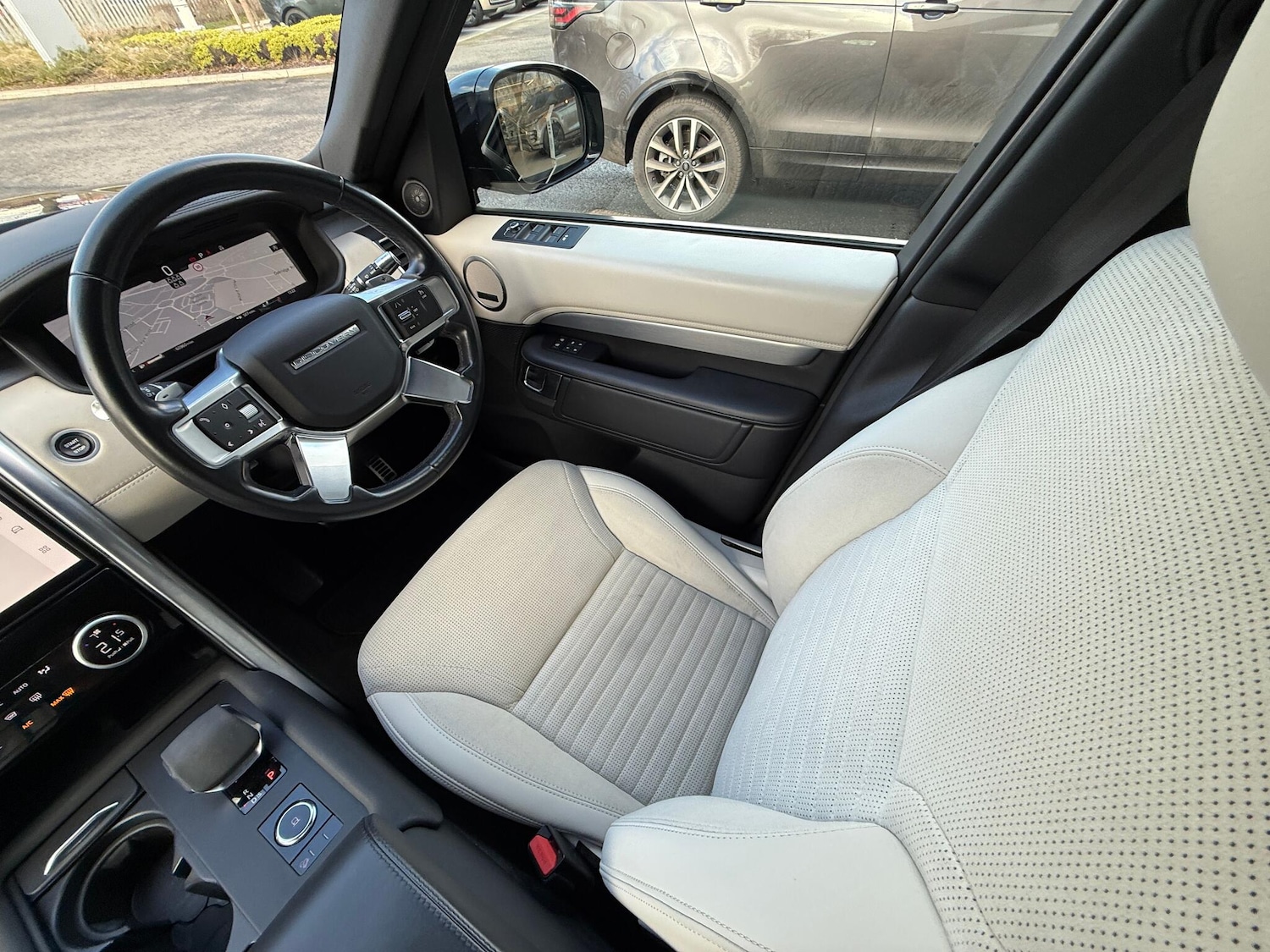 Used Land Rover Discovery 2021 for sale - 77376617: Photo 13