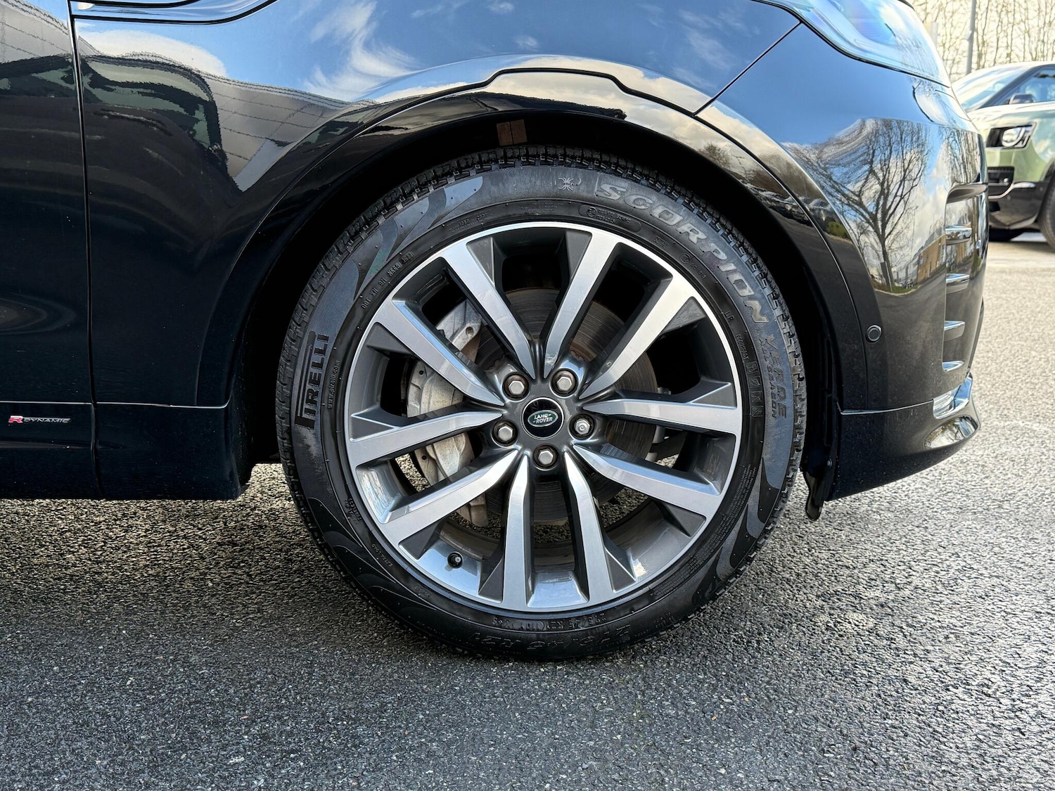 Used Land Rover Discovery 2021 for sale - 77376617: Photo 25