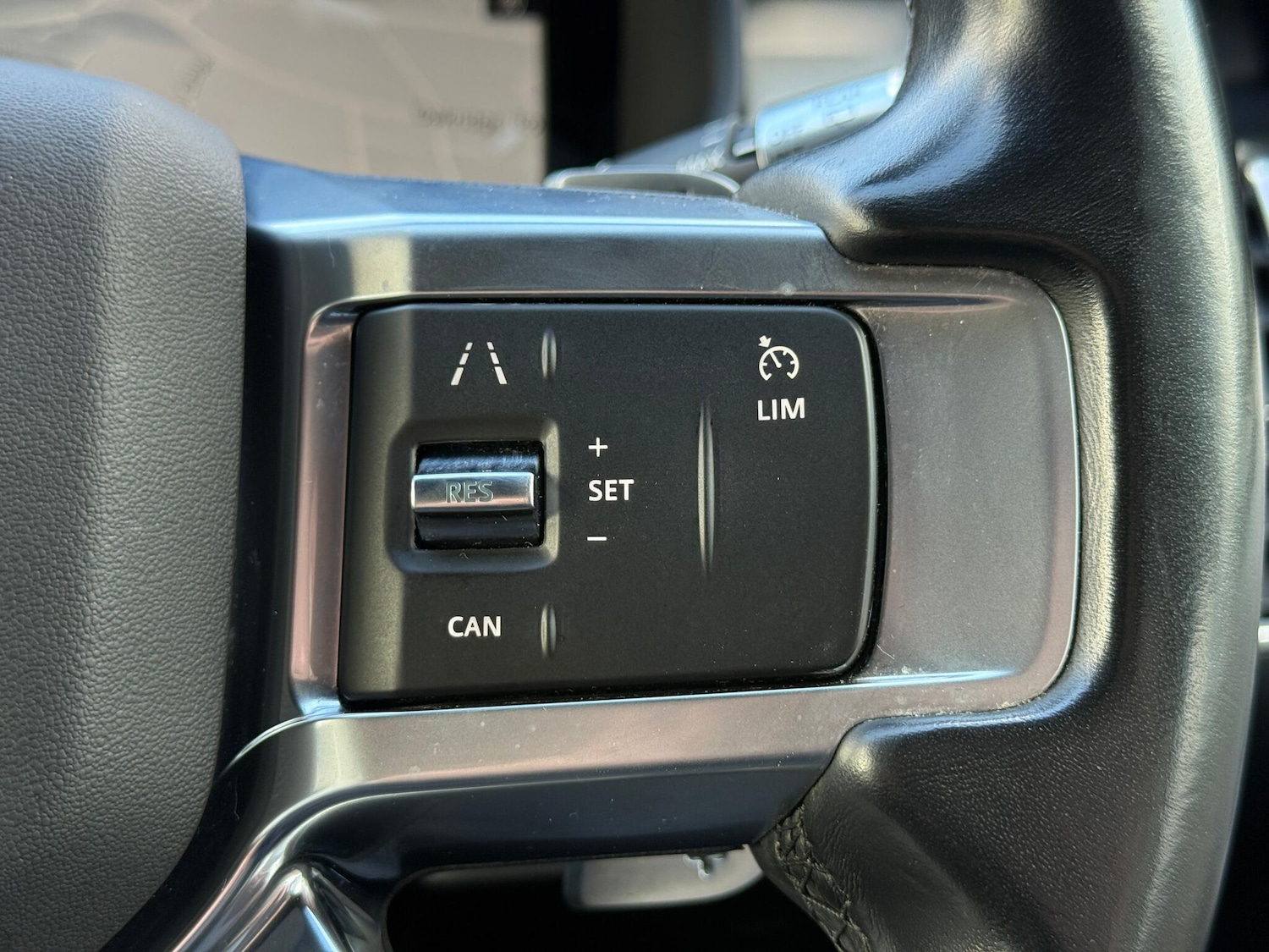 Used Land Rover Discovery 2021 for sale - 77376617: Photo 29