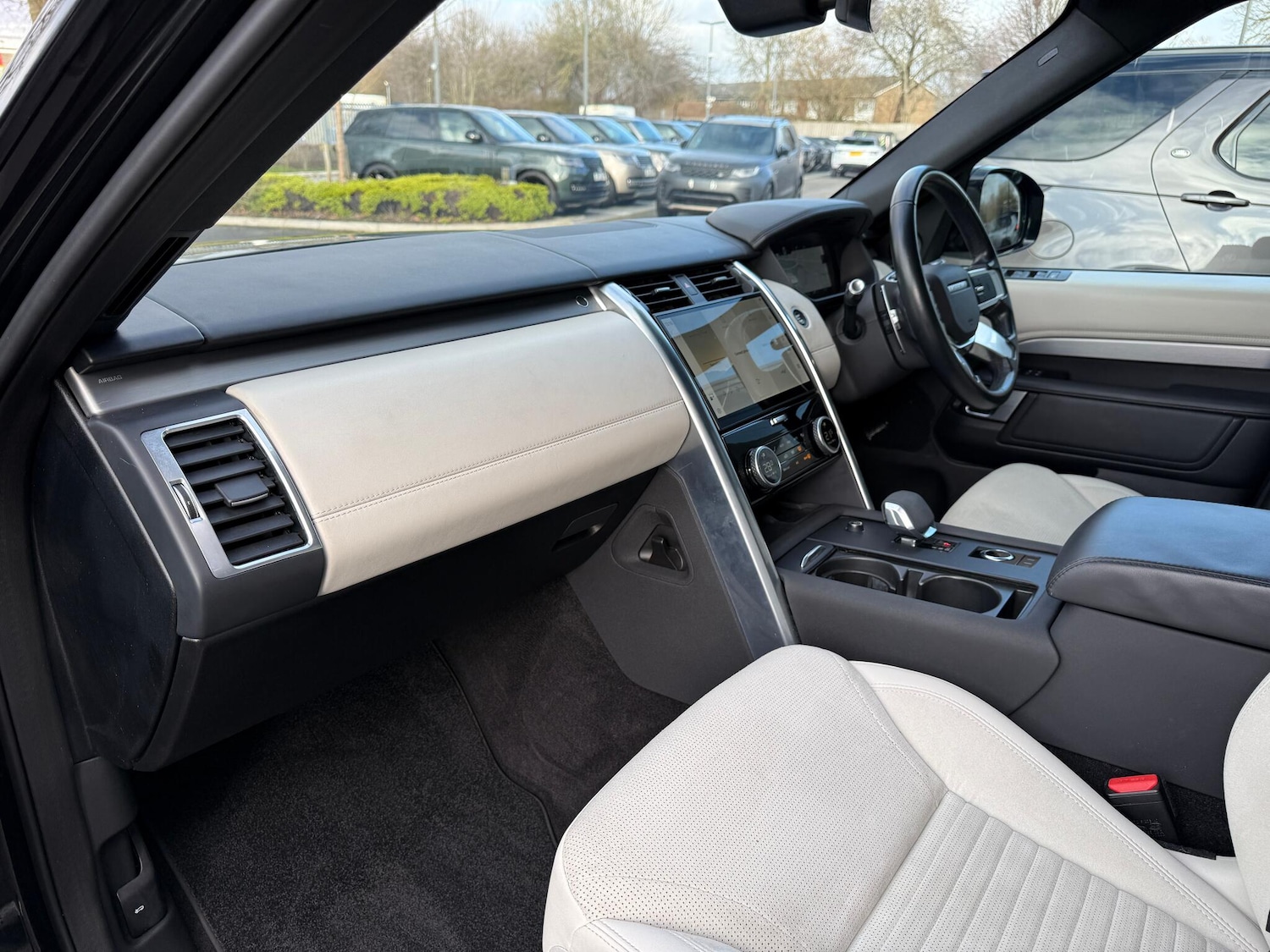 Used Land Rover Discovery 2021 for sale - 77376617: Photo 51