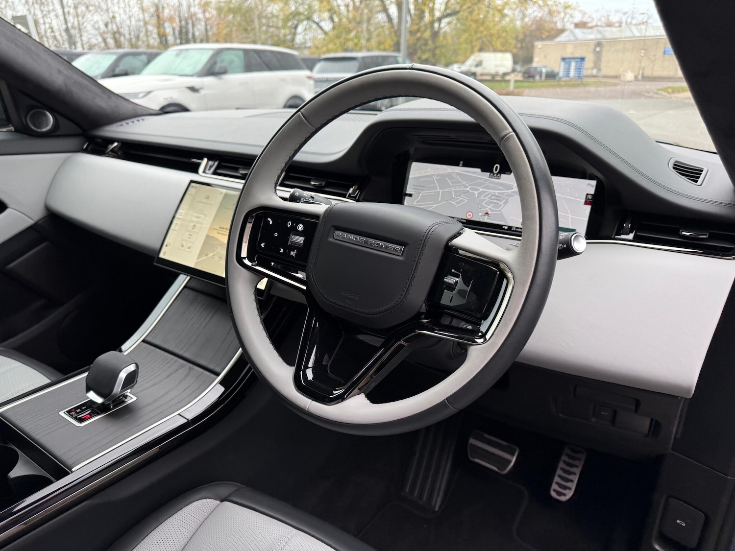 Used Land Rover Range Rover Evoque 2025 for sale - 76619774: Photo 29