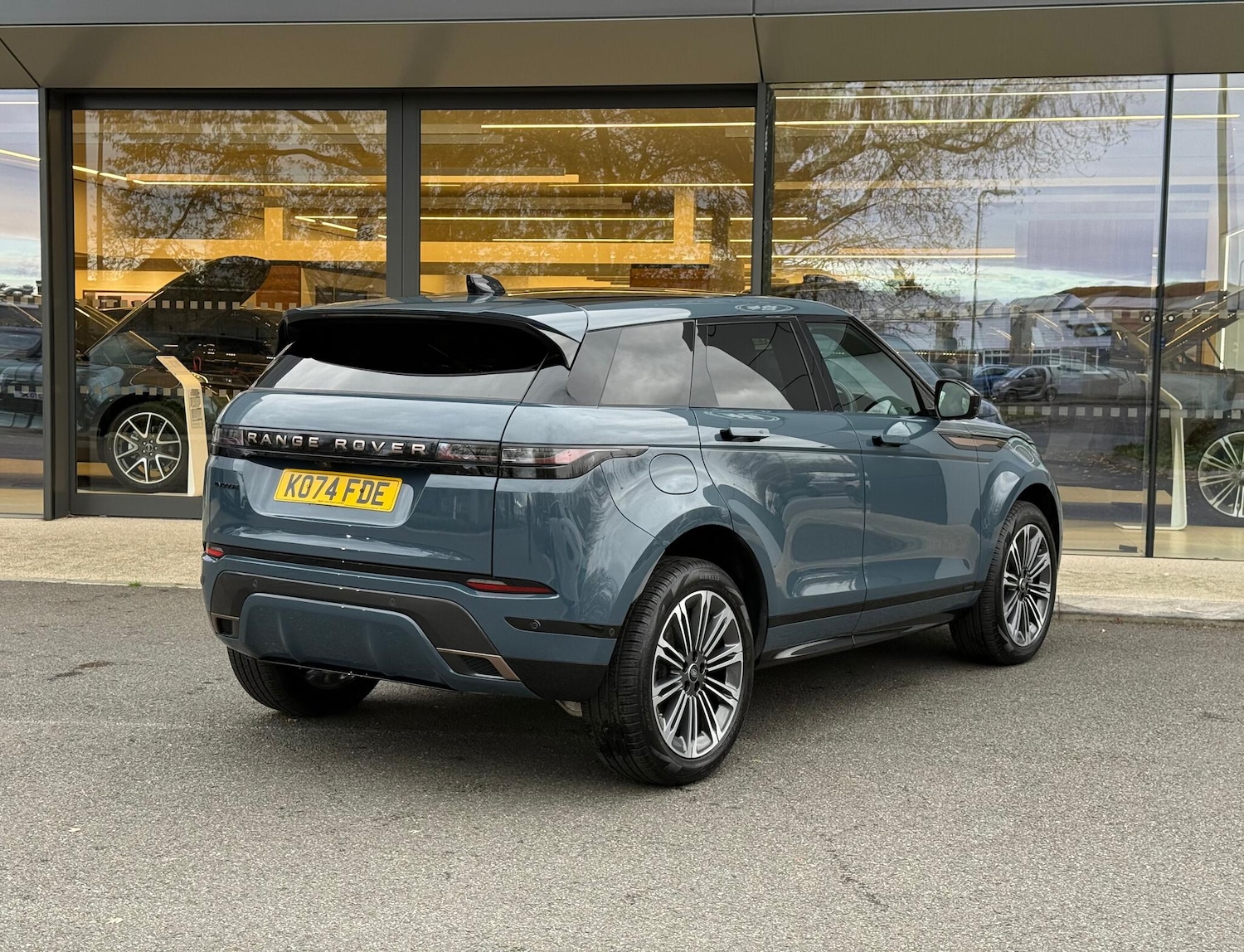 Used Land Rover Range Rover Evoque 2025 for sale - 76619774: Photo 7