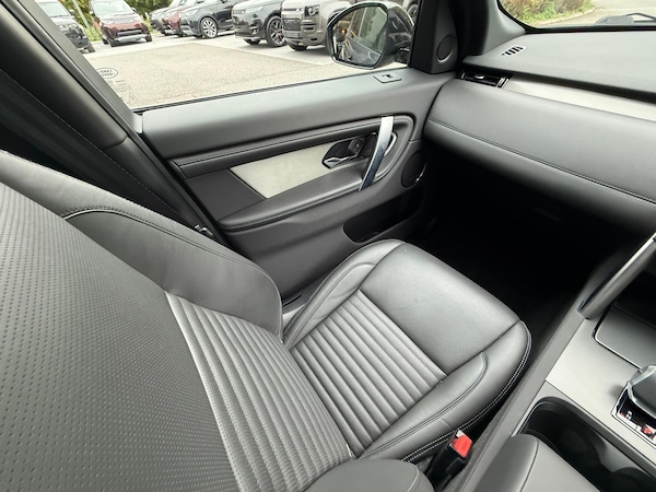 Used Land Rover Discovery Sport 2024 for sale - 76294842: Photo 12