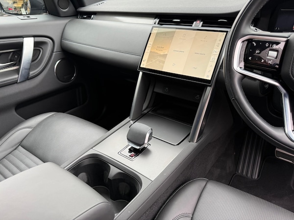 Used Land Rover Discovery Sport 2024 for sale - 76294842: Photo 19