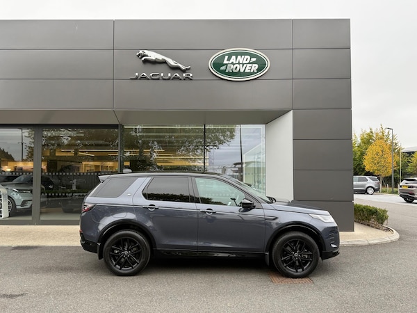 Used Land Rover Discovery Sport 2024 for sale - 76294842: Photo 2