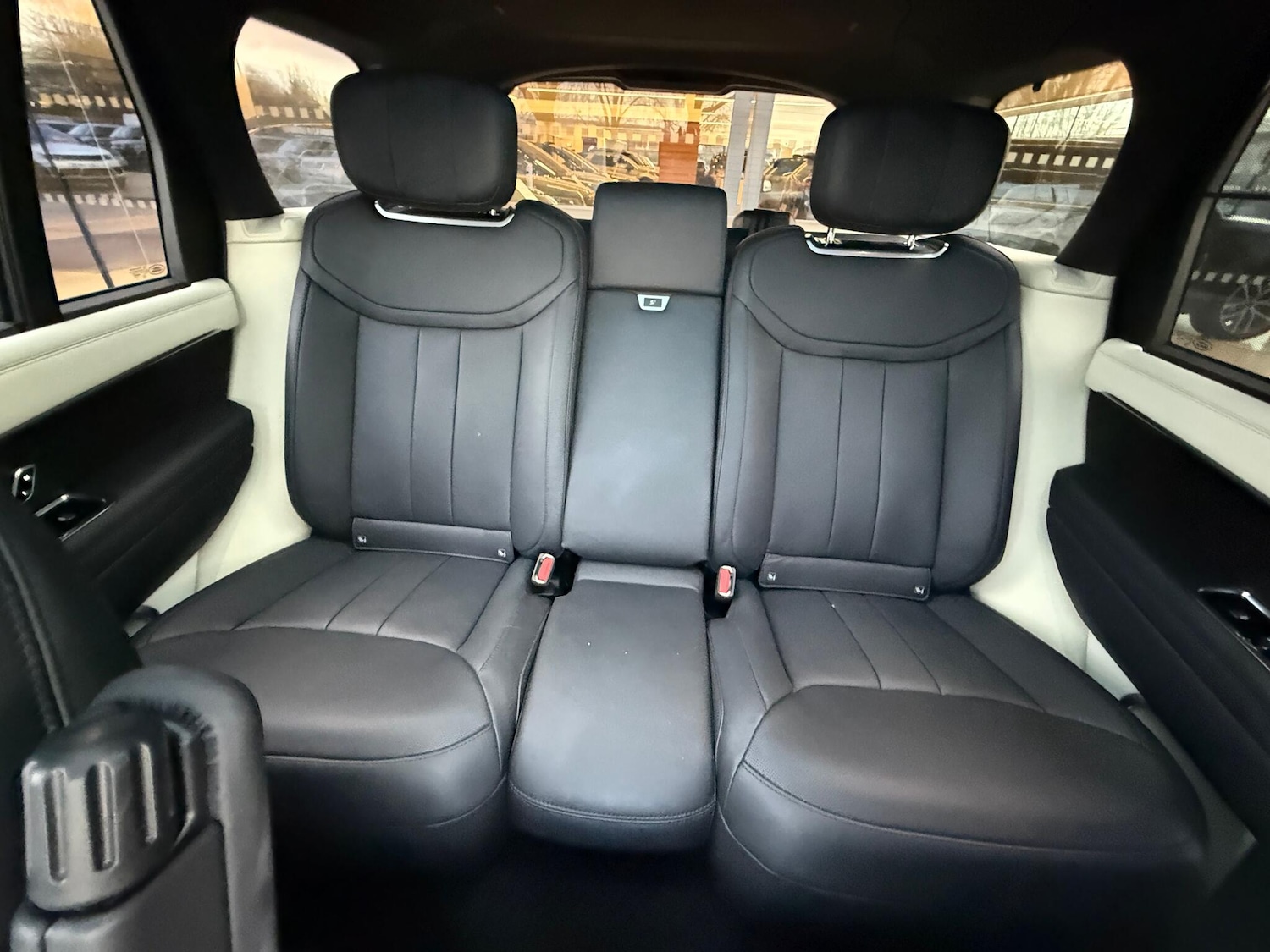 Used Land Rover Range Rover 2024 for sale - 77029530: Photo 11